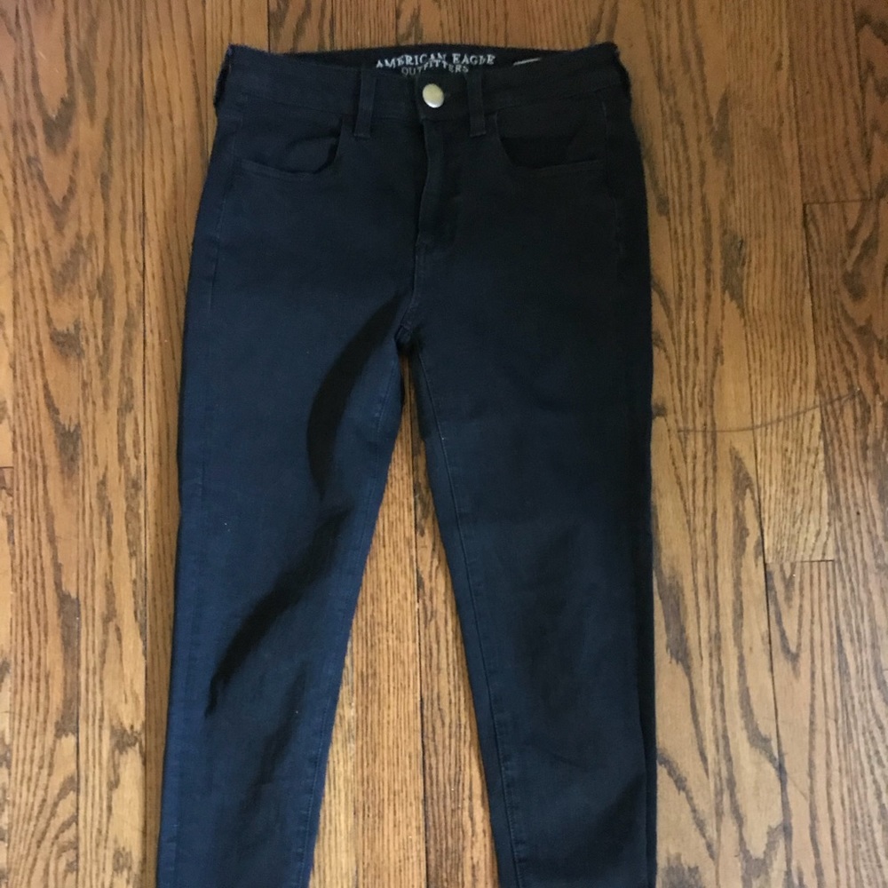 American eagle black hi-rise jegging (us 2)